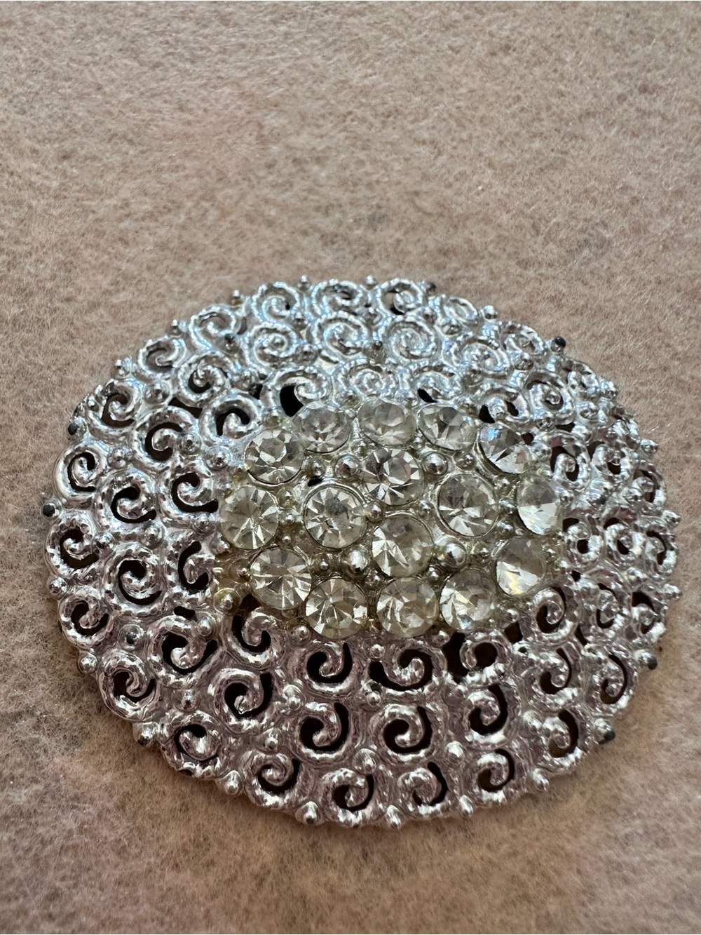 Vintage shoe clip Silver Crystal Round Brooch- Elegant Women's Accessory